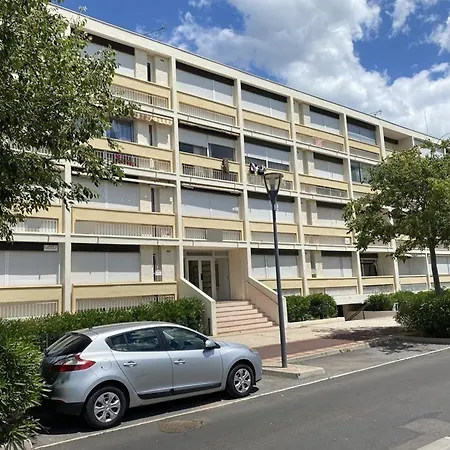 شقة Confort En Face Des Thermes - Loggia, Clim, Parking - - Fr-1-553-243 *